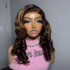 Bouncy wig